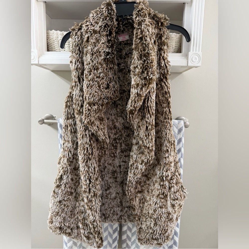 Faux Fur Vest in Brown